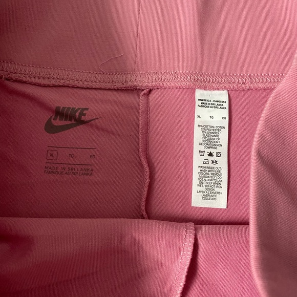 NWOT - Nike pink biker shorts, size XL - Picture 3 of 6